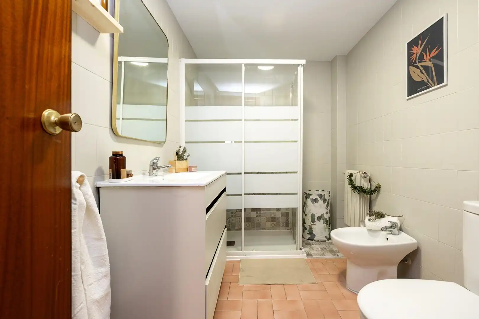 Baño de Piso en venta en Granada con Calefacción y Balcón