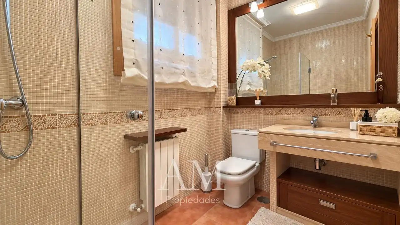 Chalet con terraza en venta en Cruceiro, imagen 49