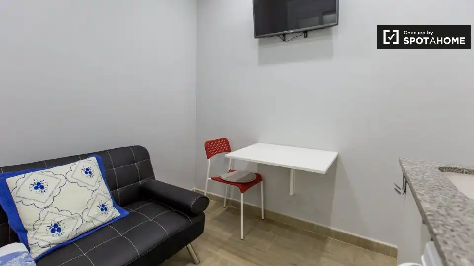 Habitación de Piso de alquiler en Barcelona con Aire acondicionado, Calefacción y Amueblado