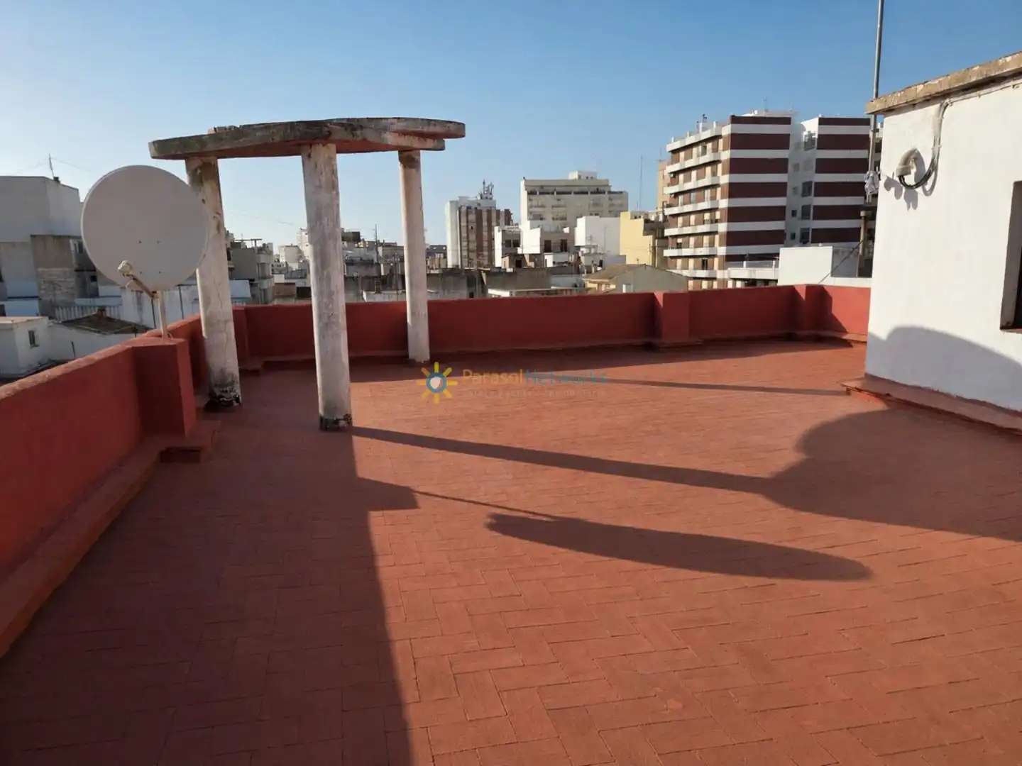 Terrassa de Pis en venda en Oliva amb Balcó