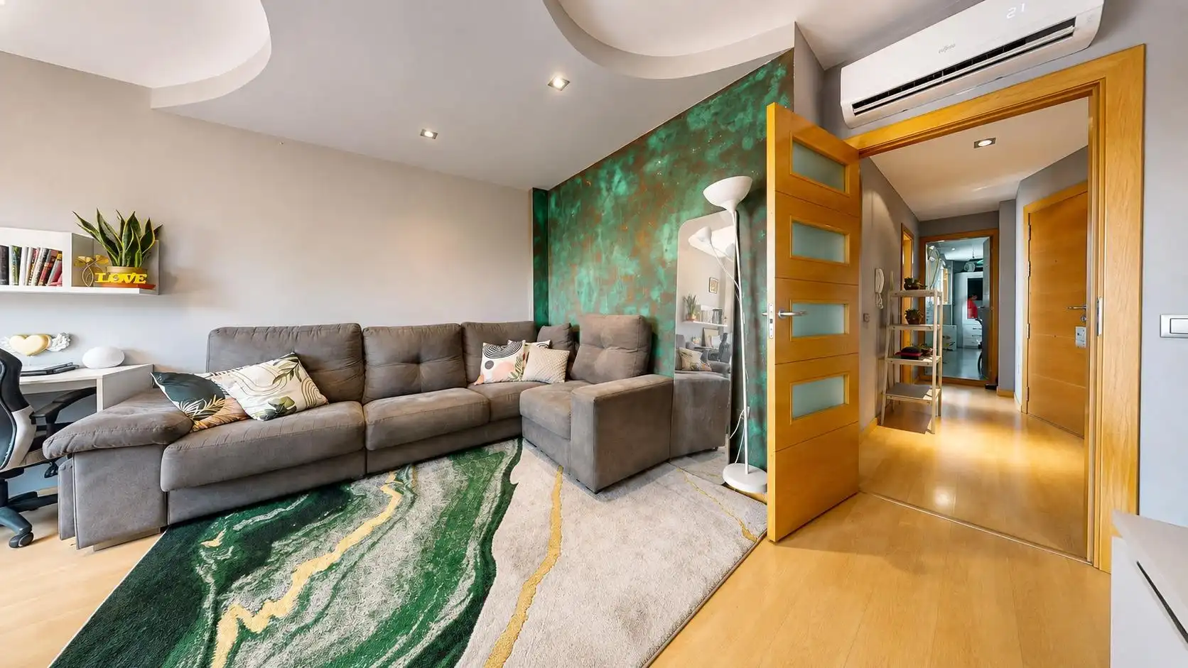Sala de estar de Piso en venta en Almería con Aire acondicionado