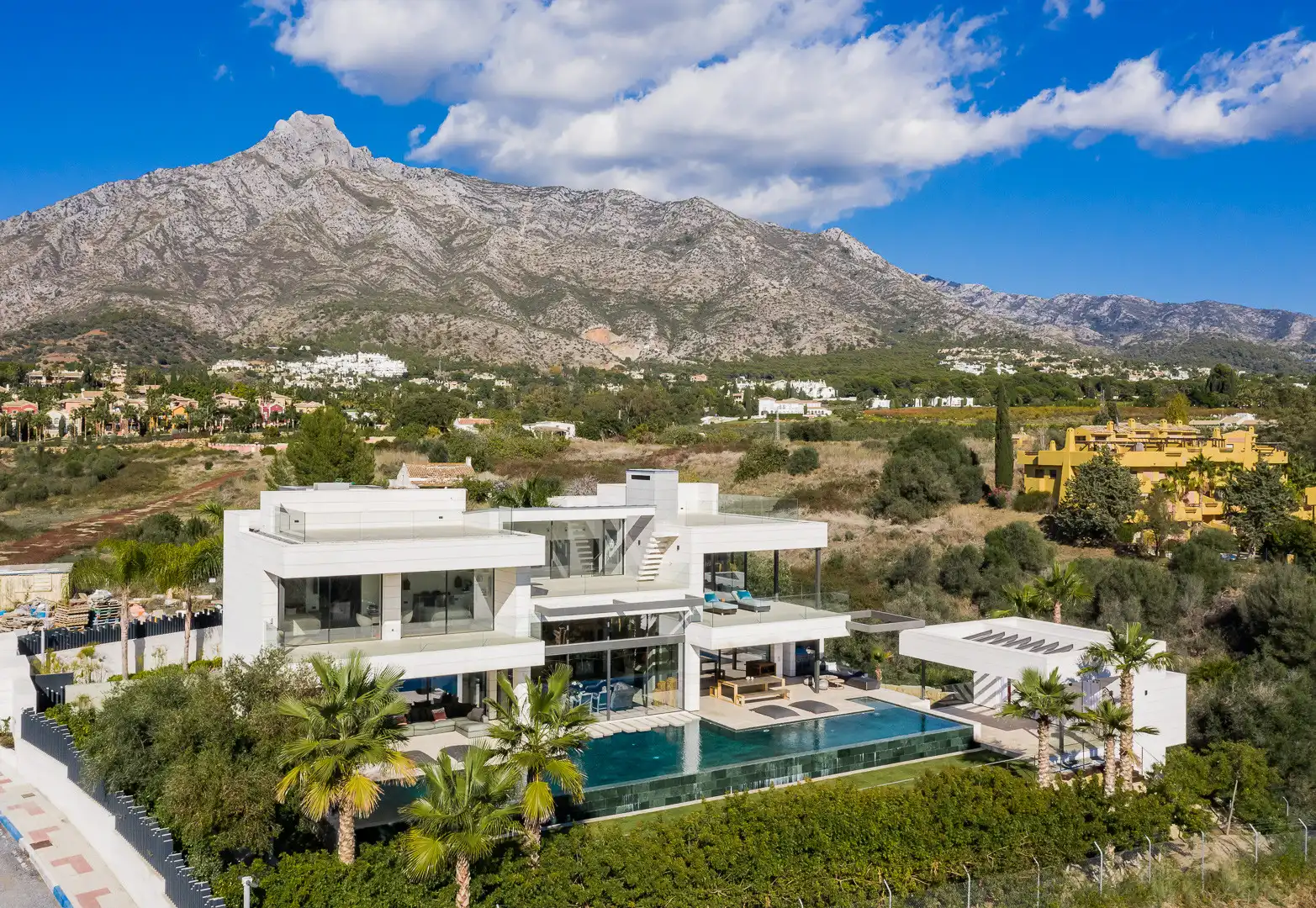 Casa amb piscina en venda a Milla de Oro, imagen 41
