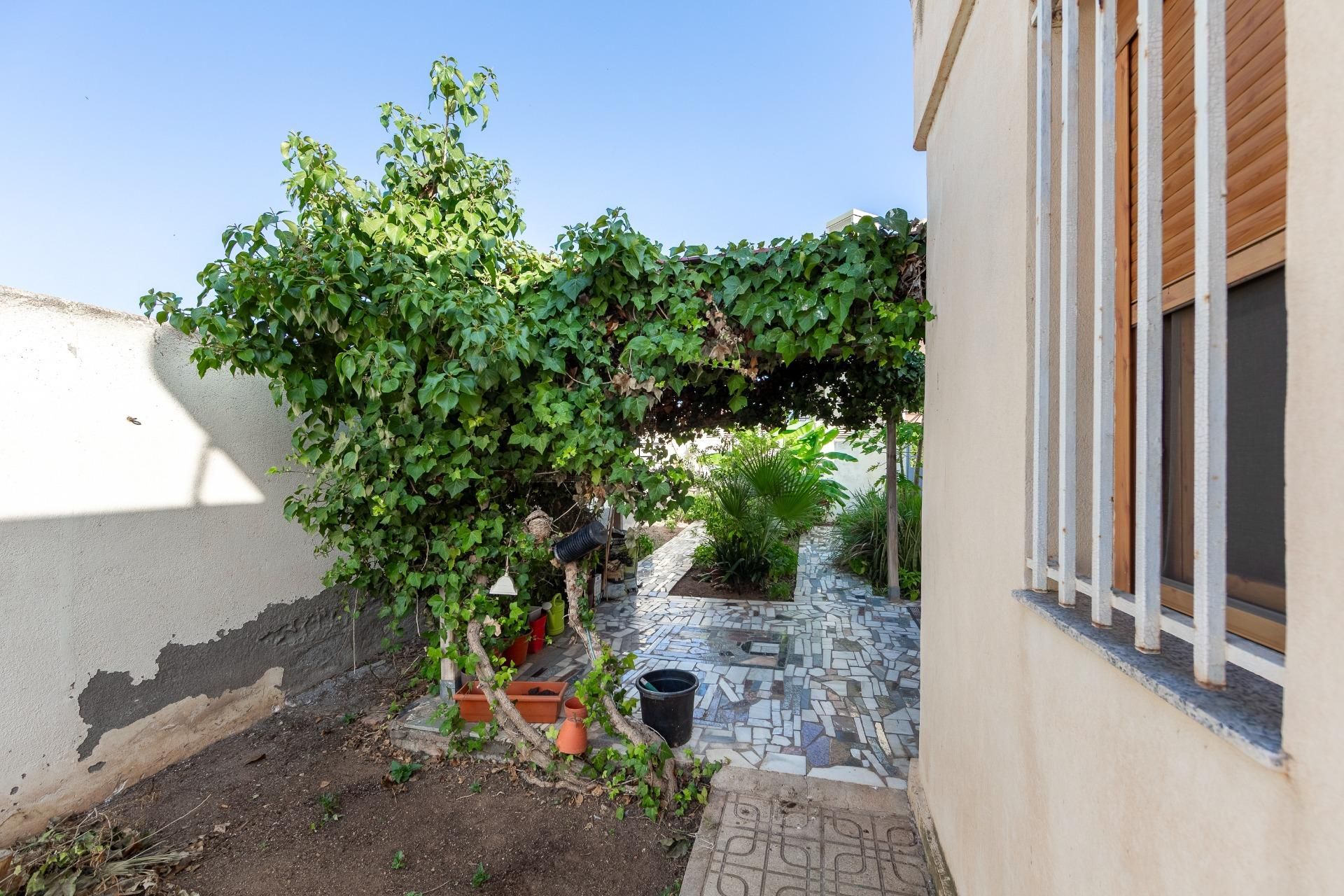 Garden of House or chalet for sale in Roquetas de Mar  with Air Conditioner, Private garden and Storage room