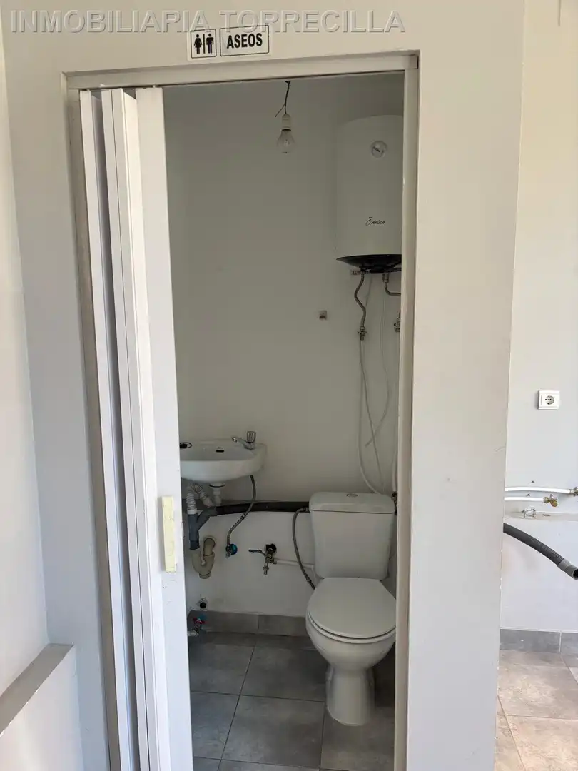 Badezimmer von Geschaftsraum zum Verkauf in Valladolid