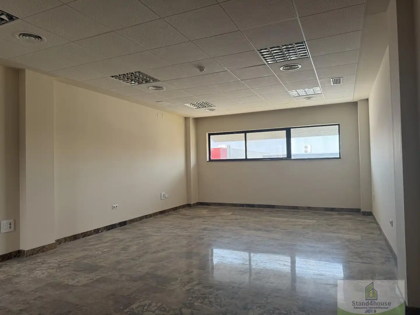 Ufficio con ascensore in affitto a Bollullos de la Mitación, imagen 3
