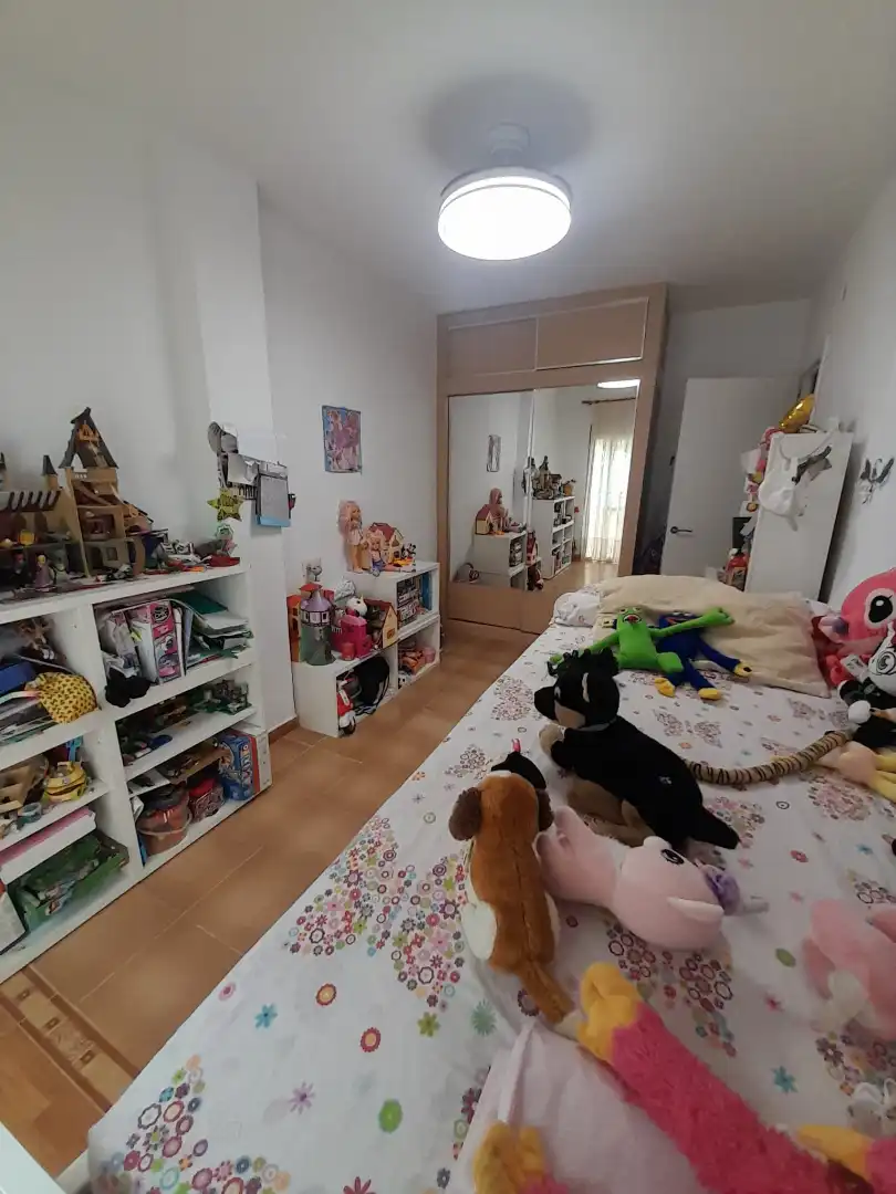 Dormitori de Casa adosada en venda en Vélez-Málaga amb Aire condicionat, Calefacció i Terrassa