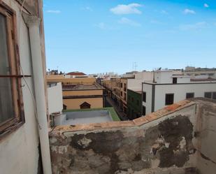 Vista exterior de Edifici en venda en Las Palmas de Gran Canaria amb Alarma