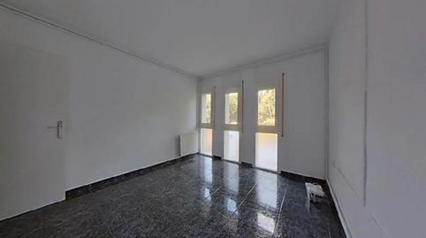 Foto 5 de Pis en venda a Carrer del Salze, La Roureda, Barcelona