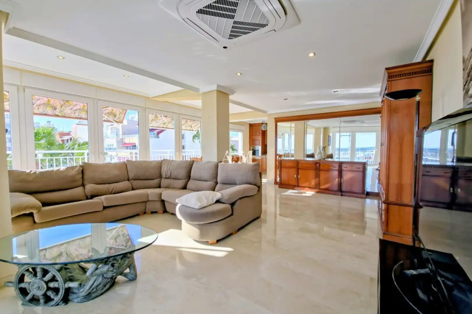 Living room of Flat for rent in Torrevieja  with Air Conditioner, Heating and Terrace