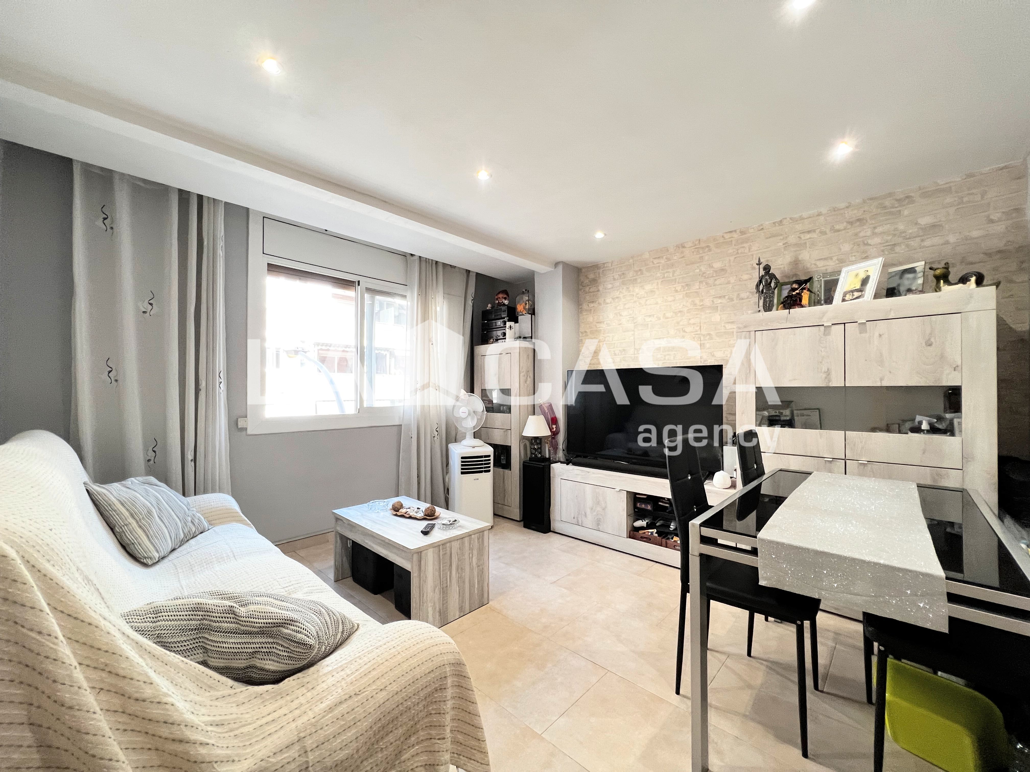 Sala de estar de Piso en venta en Badalona