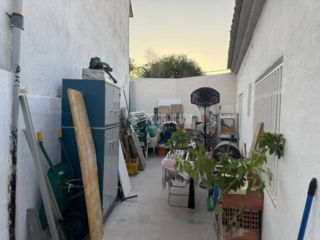 Casa adosada en Venta en Centro