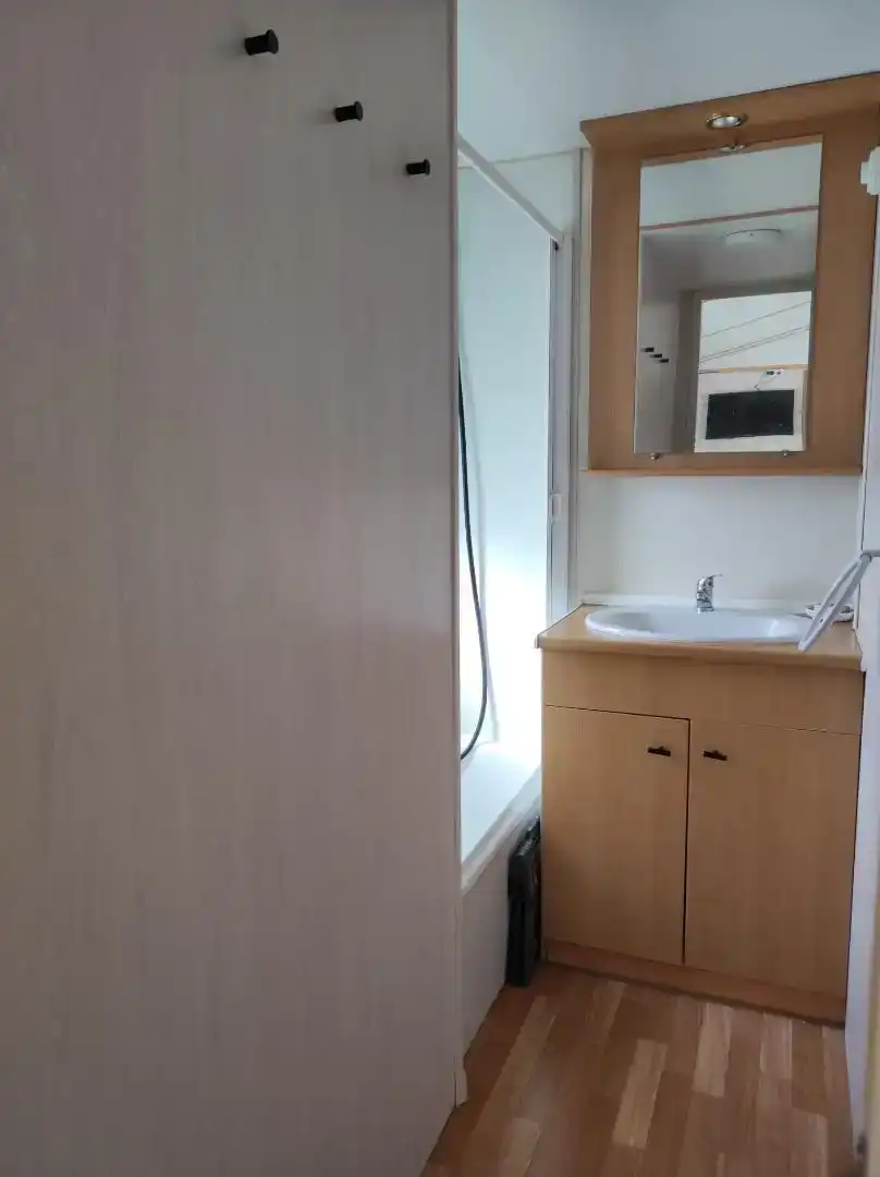Baño de Apartamento en venta en Felix con Amueblado, Microondas y TV