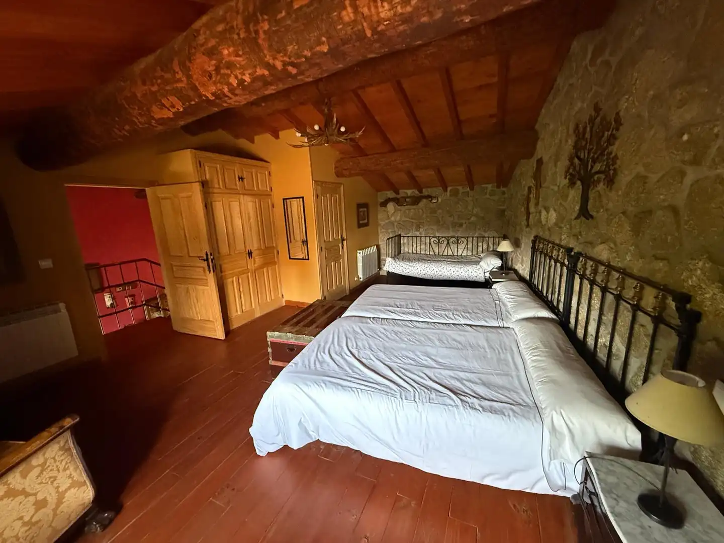 Habitación de Casa adosada en venta en La Torre con Calefacción, Jardín privado y Terraza