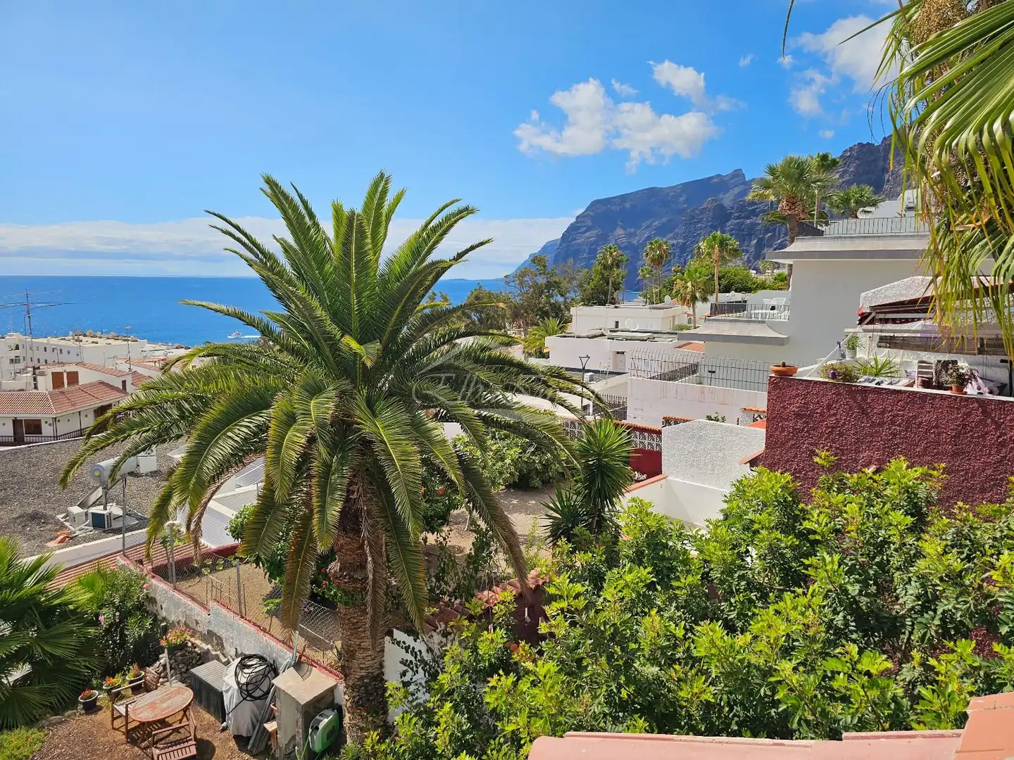 Außenansicht von Wohnung zum Verkauf in Santiago del Teide mit Terrasse und Möbliert