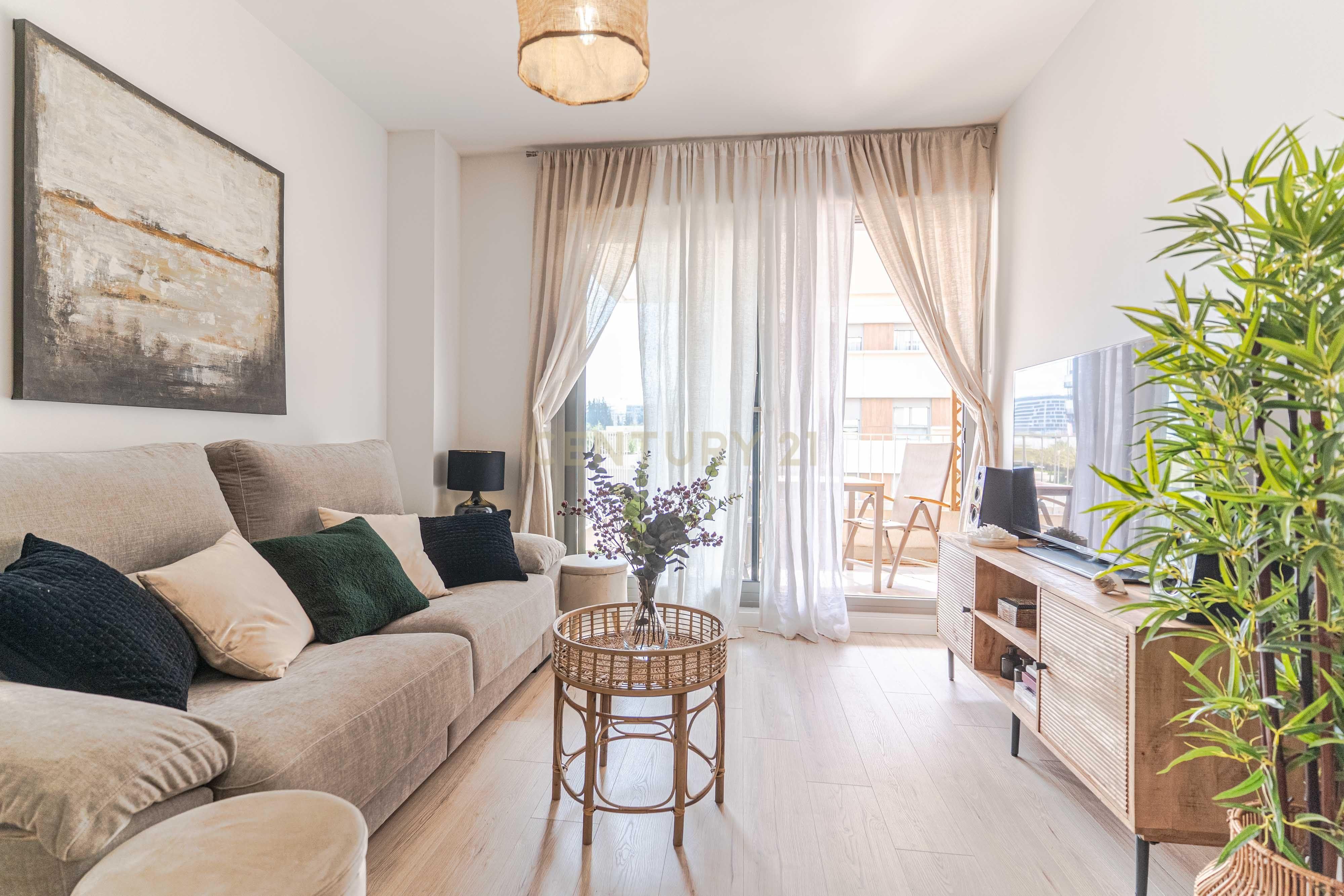 Sala de estar de Apartamento en venta en  Granada Capital con Jardín privado, Trastero y Piscina