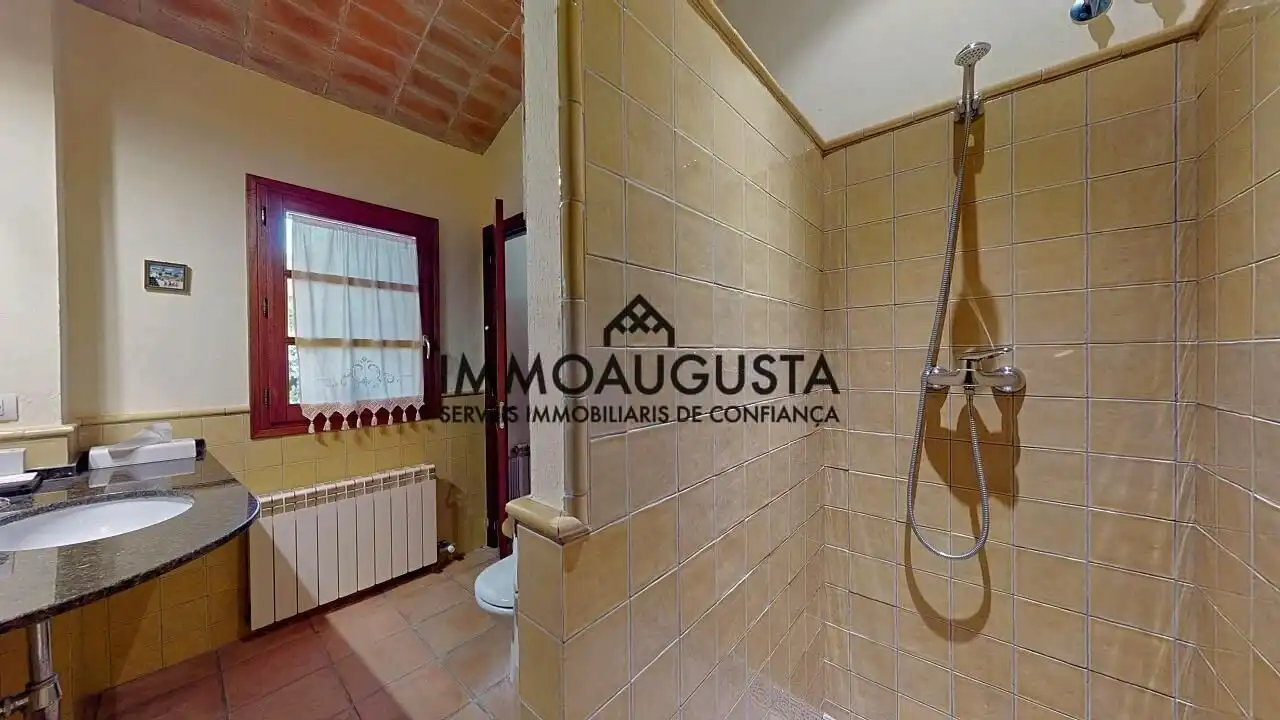 Vista exterior de Finca rústica en venta en Collbató con Aire acondicionado, Calefacción y Terraza