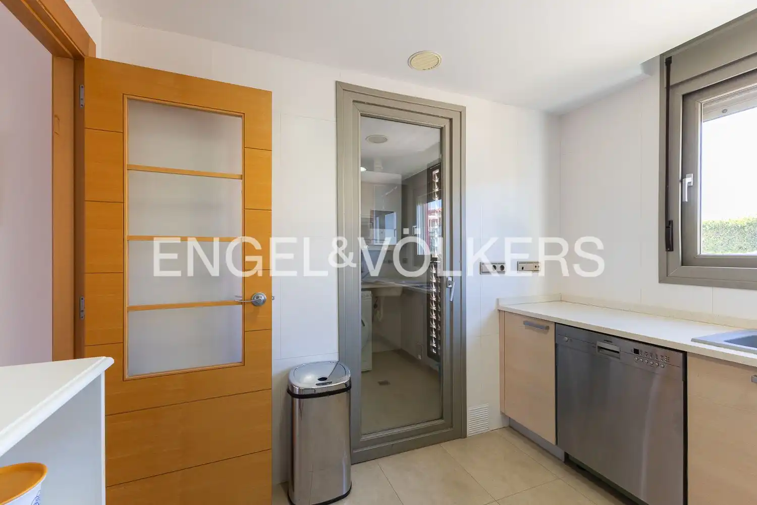 Kitchen of Flat for rent in Oropesa del Mar / Orpesa  with Air Conditioner, Heating and Private garden