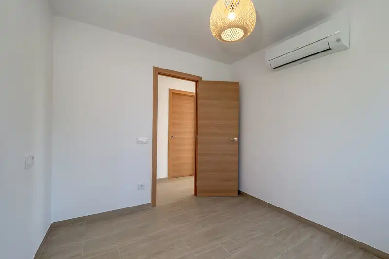 Bedroom of Attic for sale in Empuriabrava  with Air Conditioner, Heating and Private garden