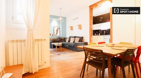 Photo 2 of Room in Cortes - Huertas, Madrid Capital