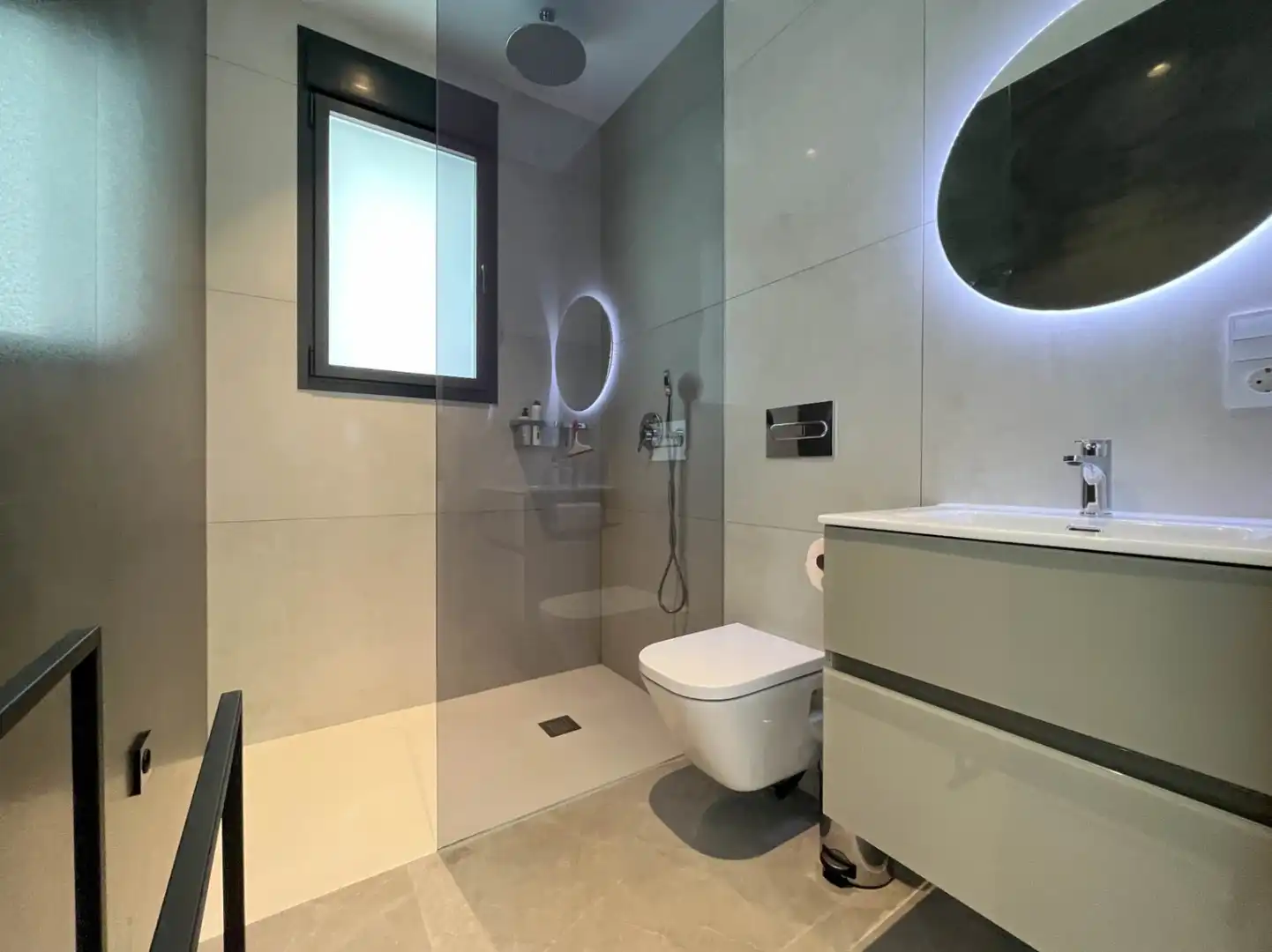 Badezimmer von Haus oder Chalet zum Verkauf in Benissa mit Klimaanlage, Heizung und Privatgarten