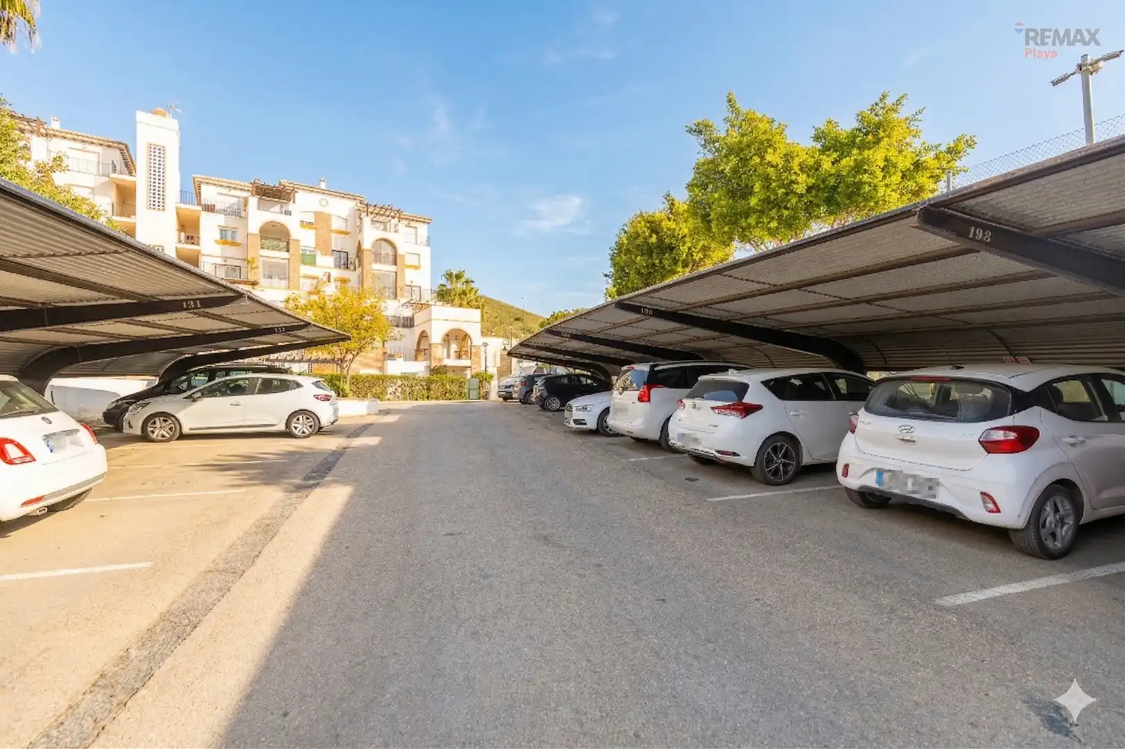 Parkplatz von Dachboden zum Verkauf in Vera mit Klimaanlage, Terrasse und Gemeinschaftspool
