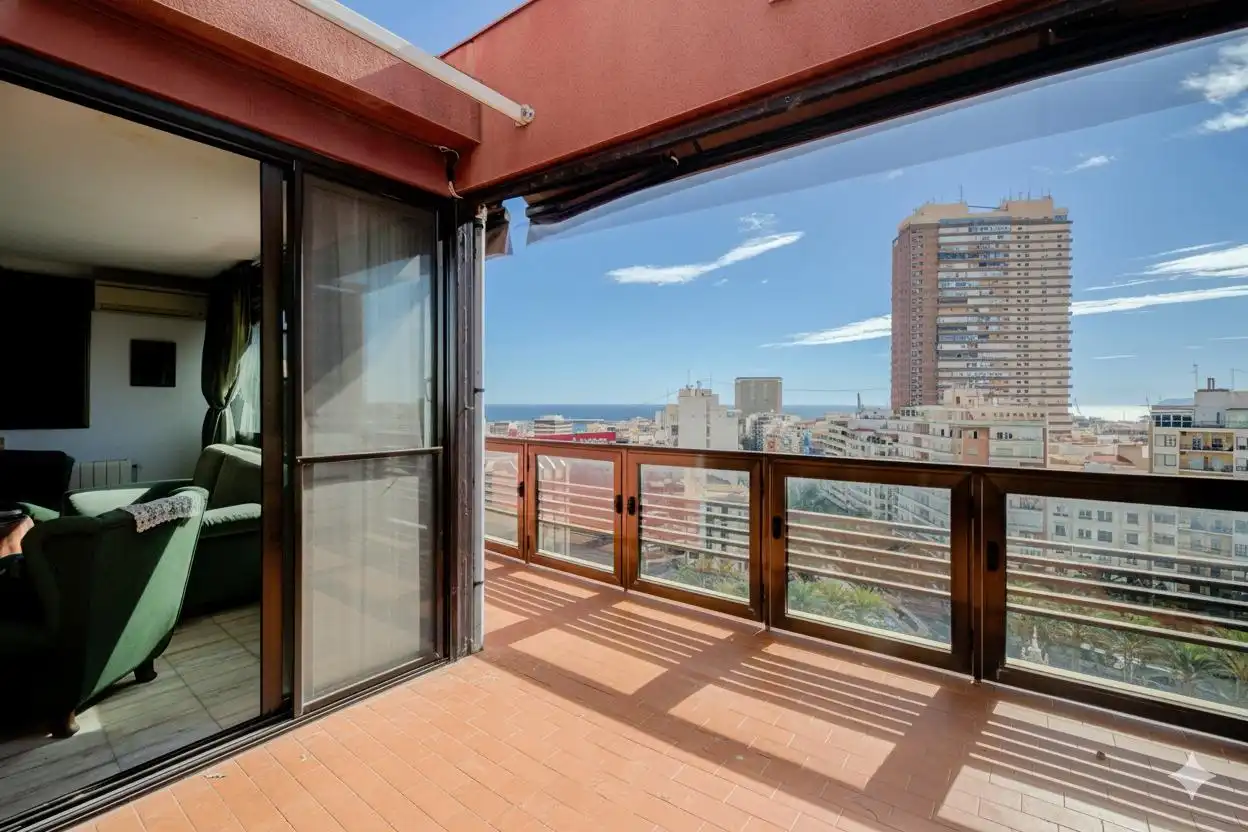 Penthouse mit Aufzug zum Verkauf in Plaza Plaça Luceros, imagen 12