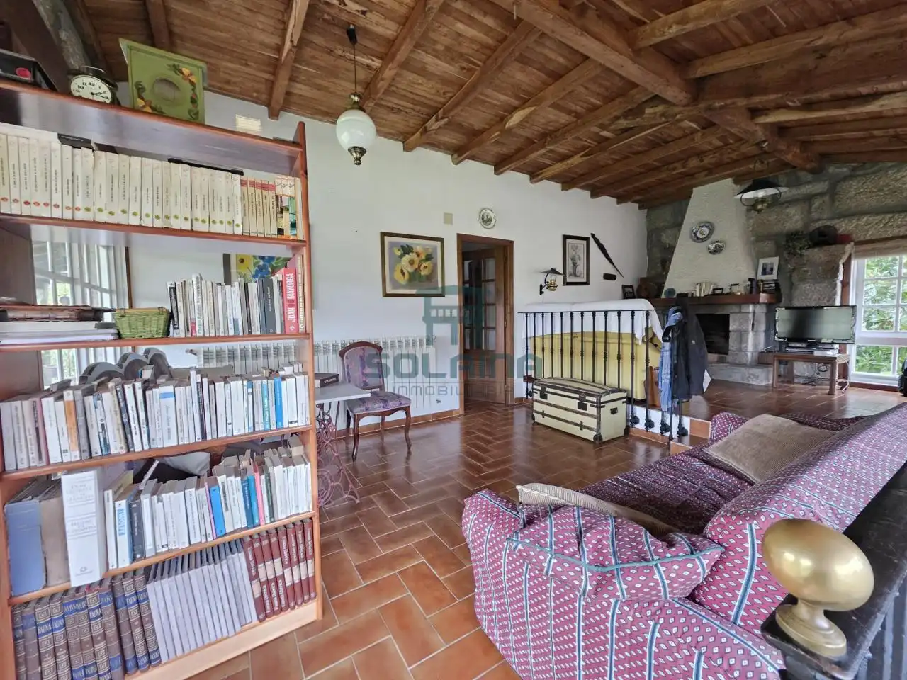 Sala d'estar de Casa o xalet en venda en Ourense Capital  amb Calefacció i Jardí privat