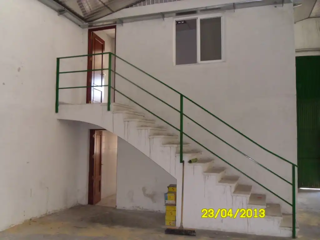 Nau industrial en venda en Humanes de Madrid amb Calefacció