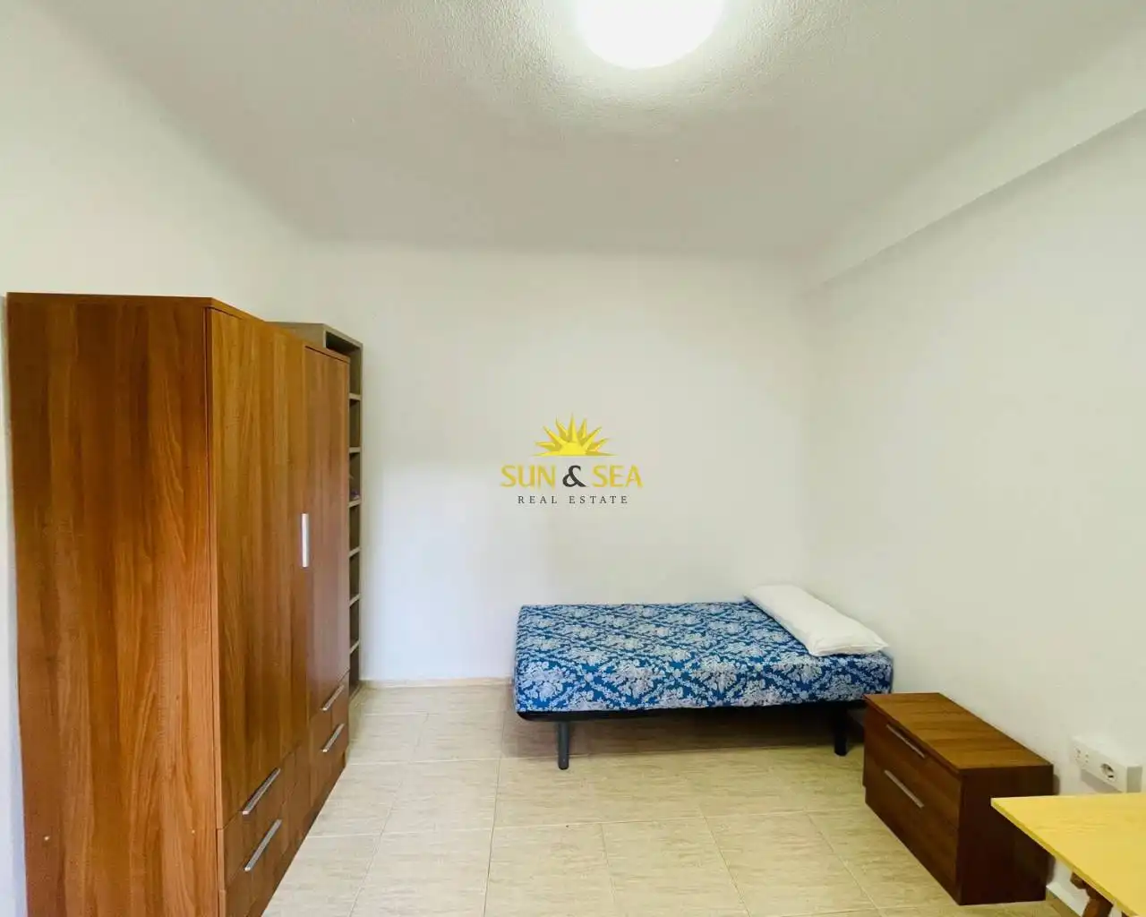 Habitación de Apartamento de alquiler en Cartagena con Calefacción, Amueblado y Horno