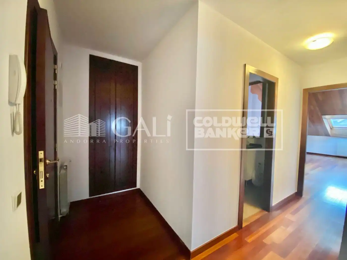 Penthouse with lift to rent in Calle Maria Pla, imagen 4