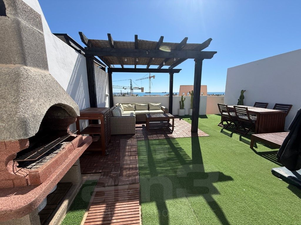 Terraza de Ático en venta en Vera con Terraza, Piscina y Amueblado