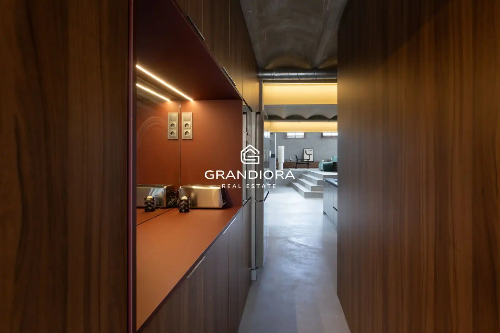 Flat for rent in Barcelona  with Air Conditioner, Terrace and Furnished