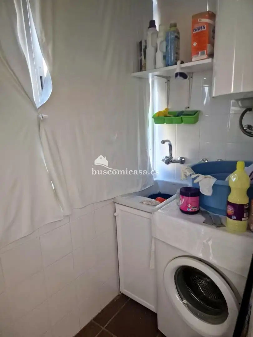 Cuina de Casa adosada en venda en Torredelcampo amb Aire condicionat, Calefacció i Jardí privat
