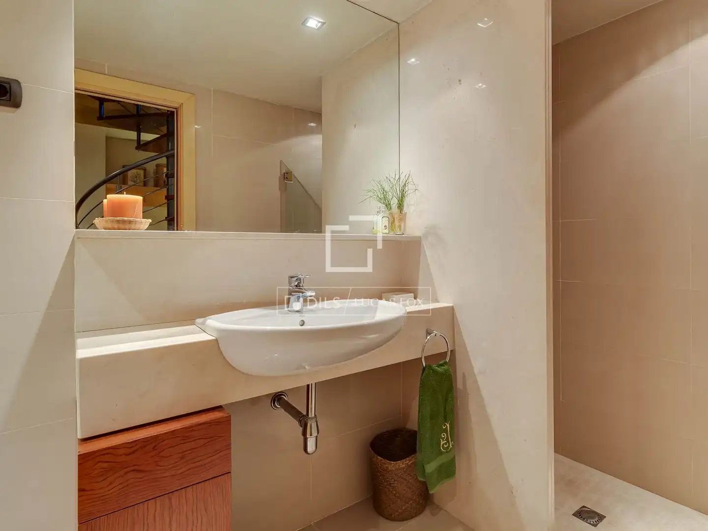 Baño de Piso en venta en Barcelona con Aire acondicionado, Calefacción y Parquet