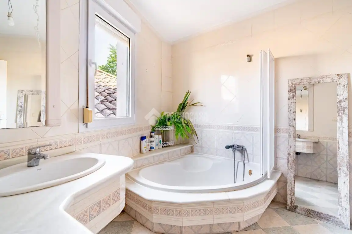 Bathroom of Flat for sale in Padul  with Air Conditioner, Heating and Terrace