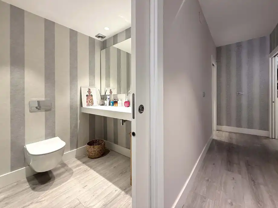 Baño de Piso en venta en Vitoria - Gasteiz con Calefacción y Amueblado