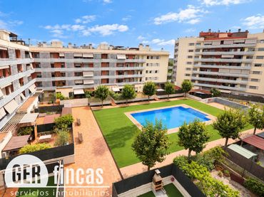 Duplex con balcone in vendita a Paseo Veintidós de Julio