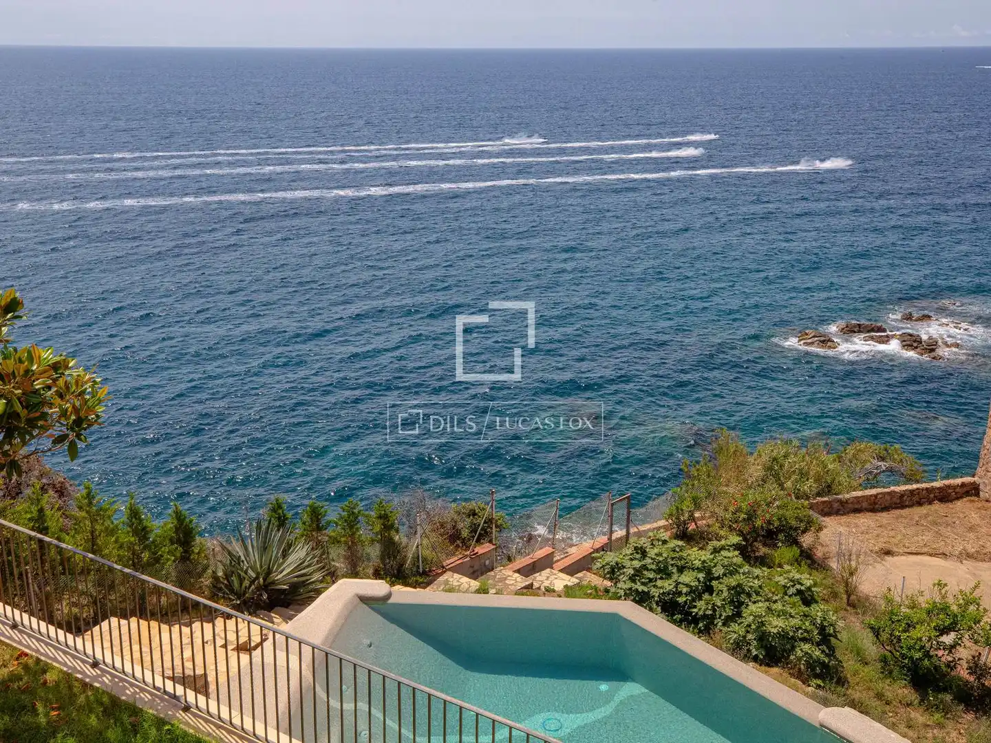 Piscina de Casa o xalet en venda en Lloret de Mar amb Aire condicionat, Jardí privat i Traster