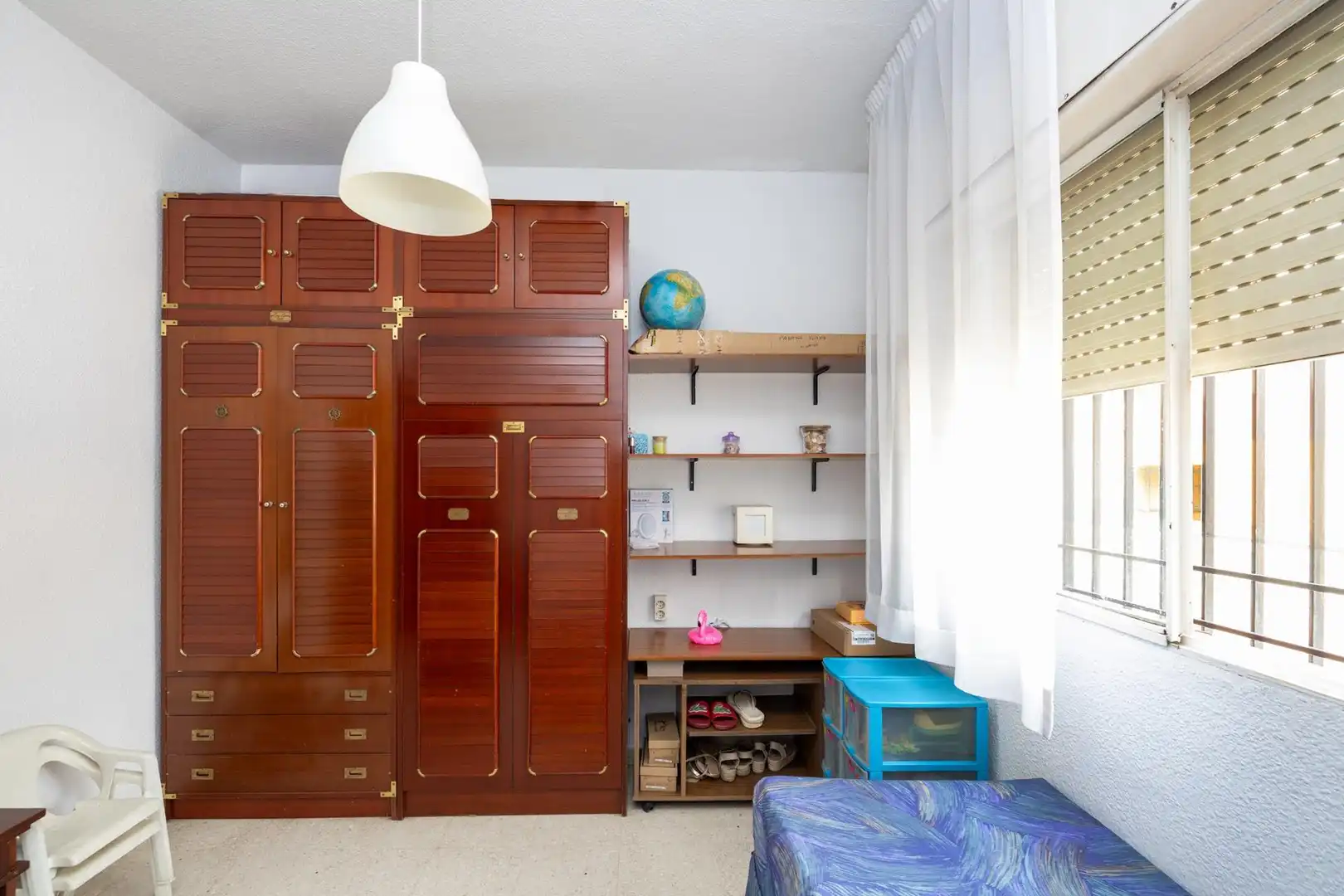 Habitación de Casa o chalet en venta en Armilla con Aire acondicionado, Calefacción y Jardín privado