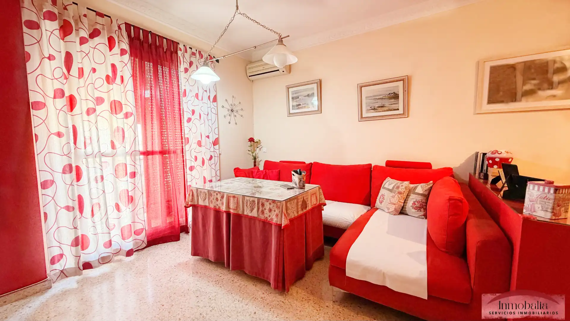 Sala de estar de Piso en venta en Sevilla con Aire acondicionado y Terraza