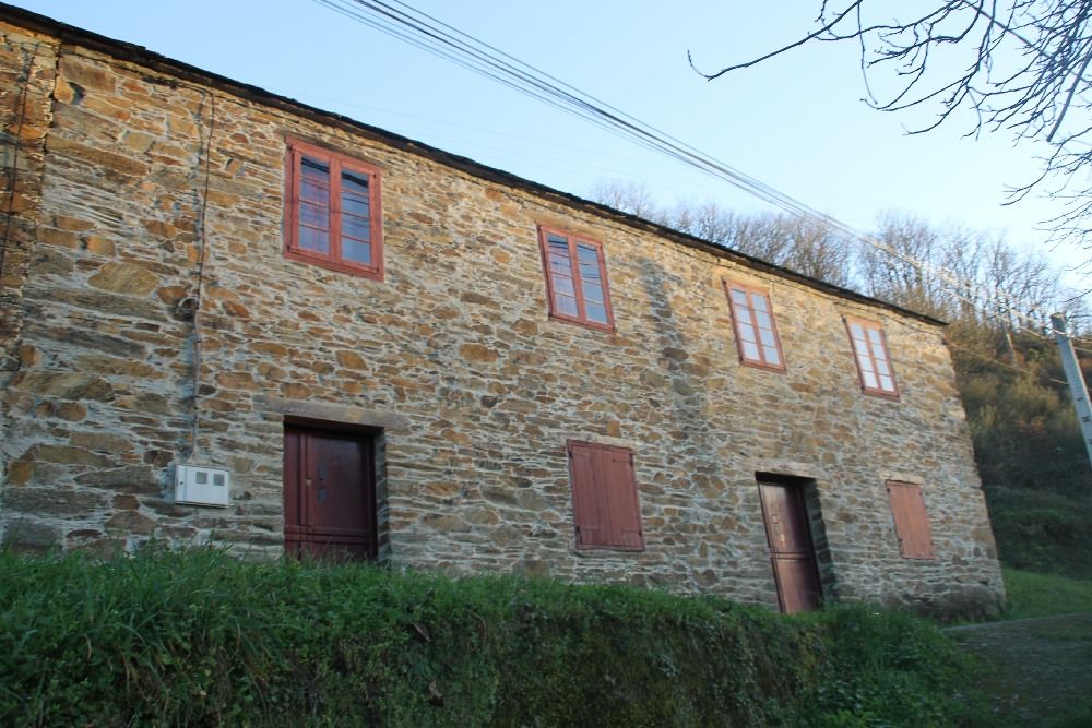 Exterior view of House or chalet for sale in Cervantes  with Private garden, Parquet flooring and Furnished
