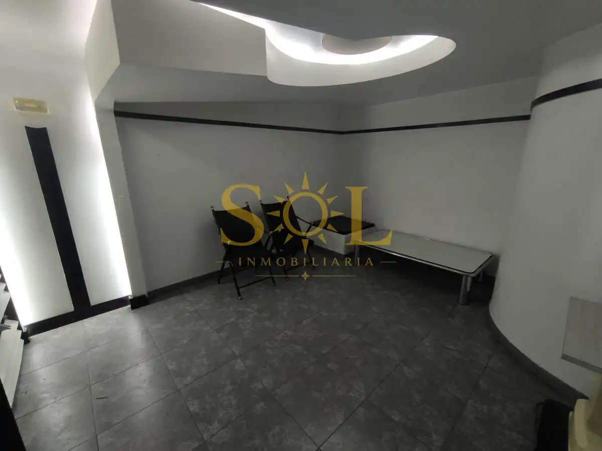 Ufficio con ascensore in vendita a Calle Roa Vega 4, imagen 11