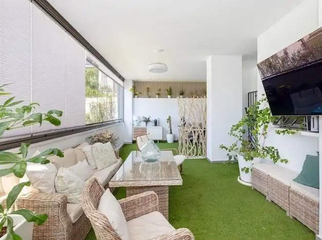 Terrassa de Planta baixa en venda en Torremolinos amb Aire condicionat, Calefacció i Jardí privat