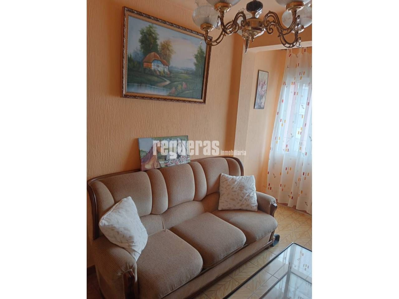 Flat for sale in Covadonga, Versalles