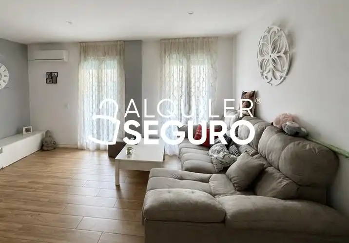 Sala d'estar de Pis de lloguer en Torrejón de la Calzada amb Aire condicionat, Calefacció i Terrassa