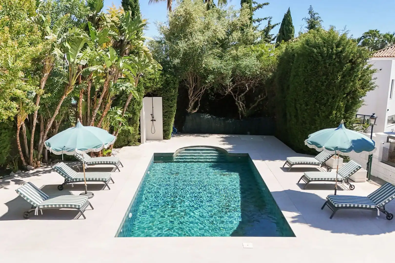 Piscina de Casa o chalet en venta en Benahavís con Terraza
