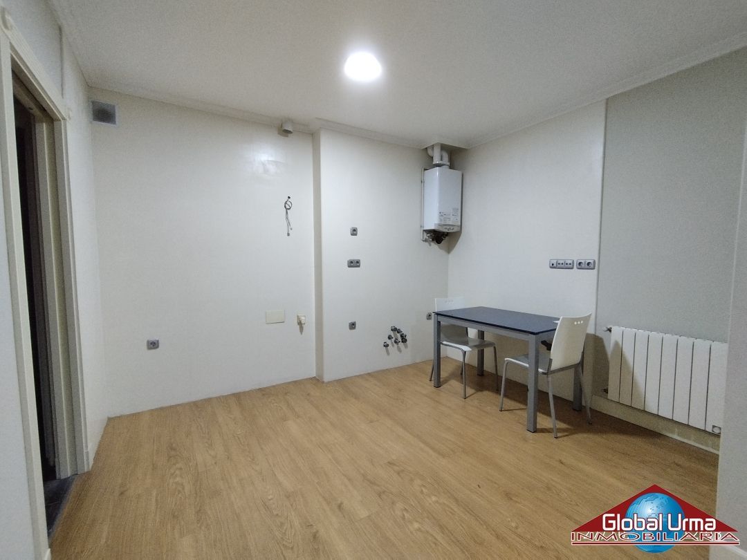 Apartament en venda en Barakaldo  amb Calefacció i Parquet