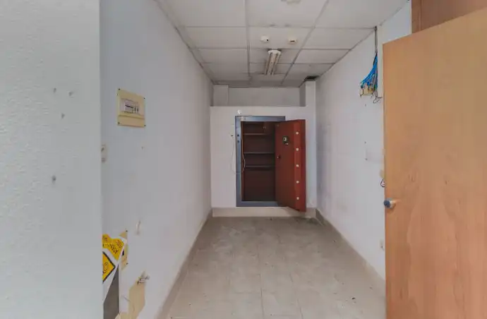 Commercial properties for sale in Almería