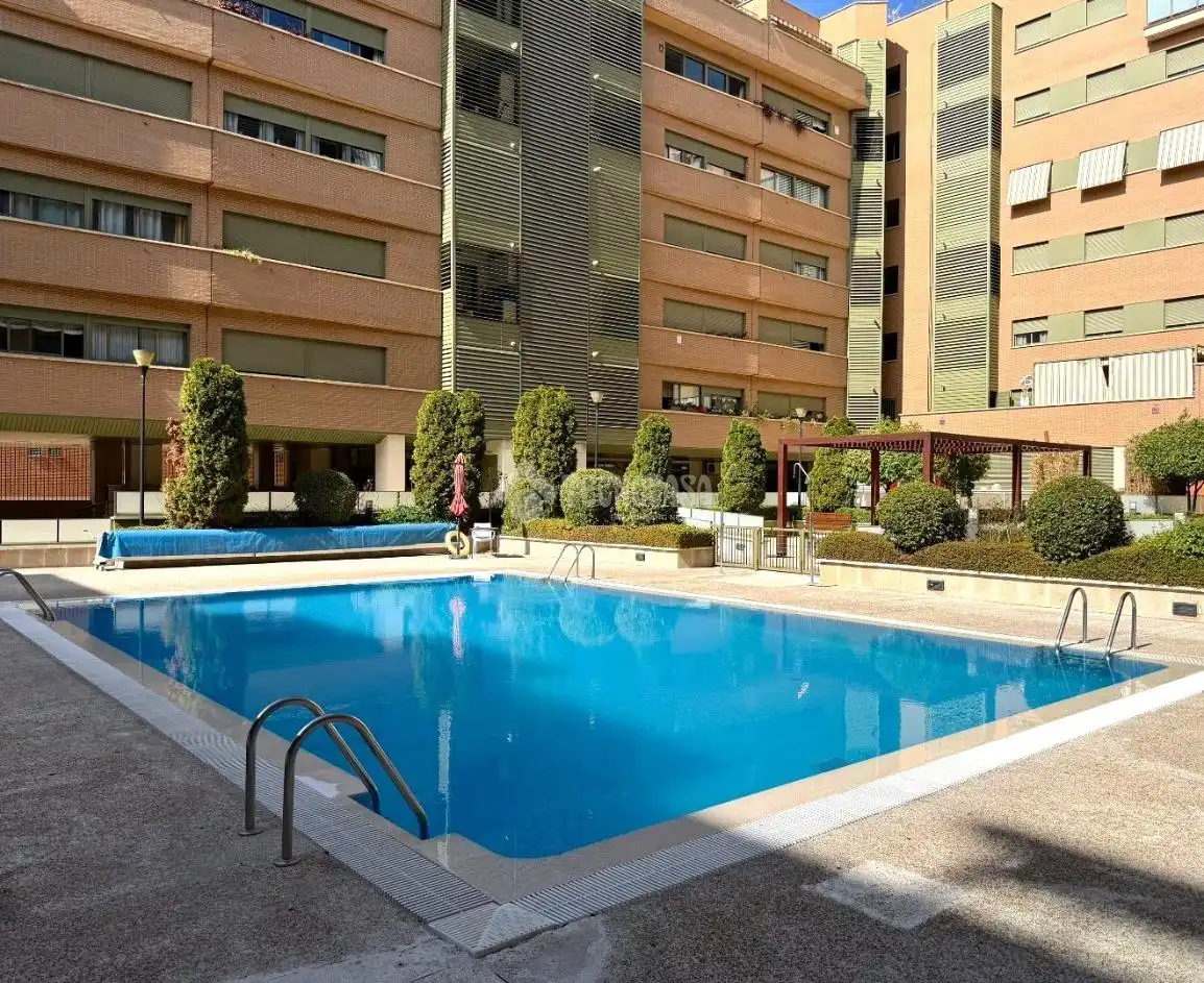 Swimming pool of Flat for sale in Getafe  with Air Conditioner, Heating and Terrace