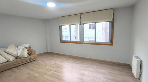 Foto 2 de Piso en venta en Rúa Médico Germán Adrio Sobrido, Zona Fernández Ladreda, Pontevedra Capital